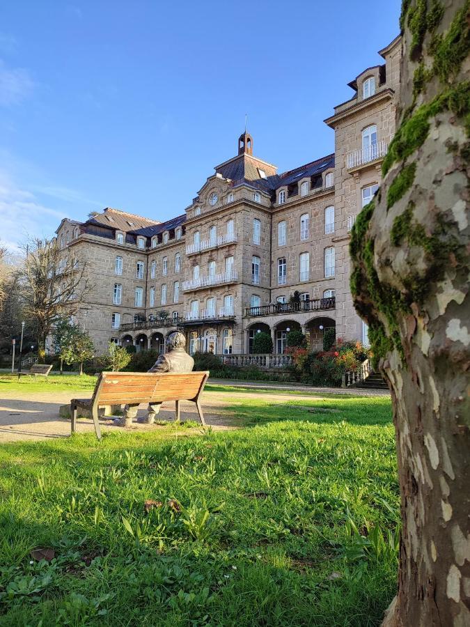 A Xanela De Balneario Apartment Mondariz-Balneario Bagian luar foto